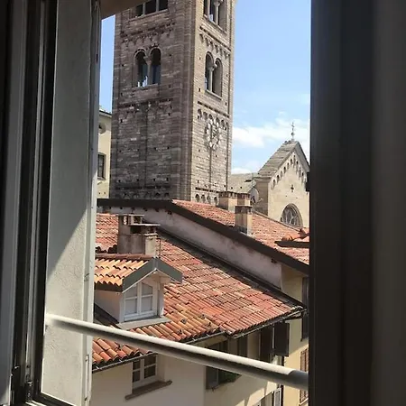 Centro Storico. Unico Sui Tetti Di Como. Apartment *