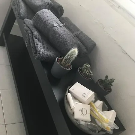 Centro Storico. Unico Sui Tetti Di Como. * Como